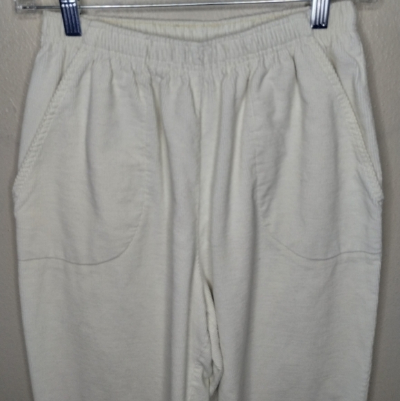 VINTAGE Season Ticket Women's Sz 6 Short Pants Corduroy High Rise Elastic Waist - Picture 2 of 7